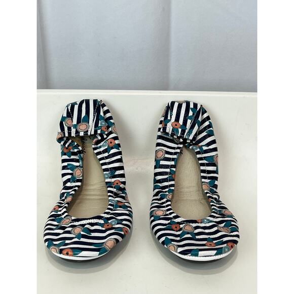 The Stonehouse Flats  Size 8 Striped Floral Posies Leather Ballet Flats - Picture 2 of 11